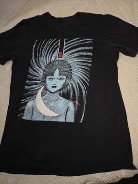 Junji Ito Tomie Uzumaki Tshirt M Horror Manga Azami Kurotani Spiral Retro Anime